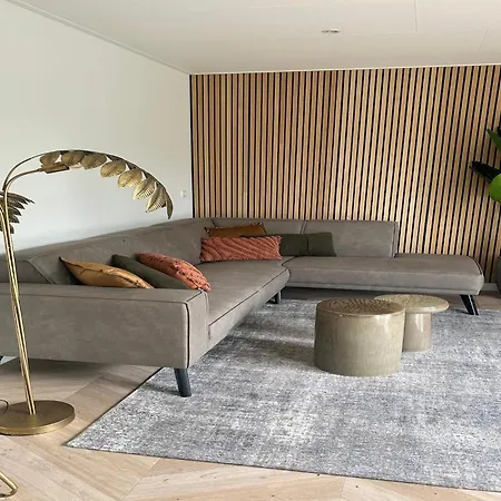 Eco Nature Home, Palette Resort De-Steppe Casa de Férias *