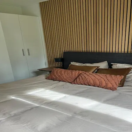 Eco Nature Home, Palette Resort De-Steppe Casa de Férias *